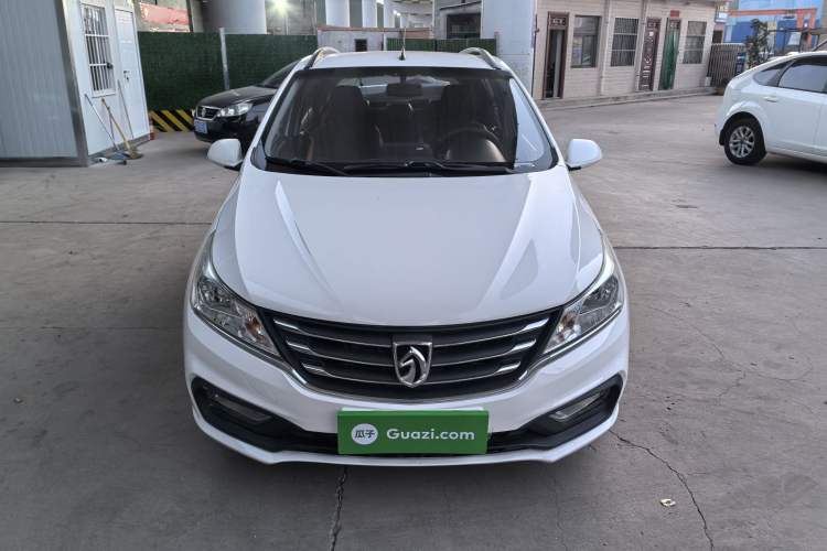 Used Baojun 310 2016 1.2L Manual Fashionable Edition
