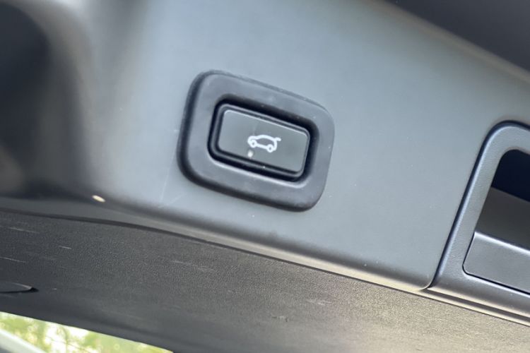 Used Land Rover Range Rover Evoque 2020 249 PS R-DYNAMIC SE Sport Technology Edition