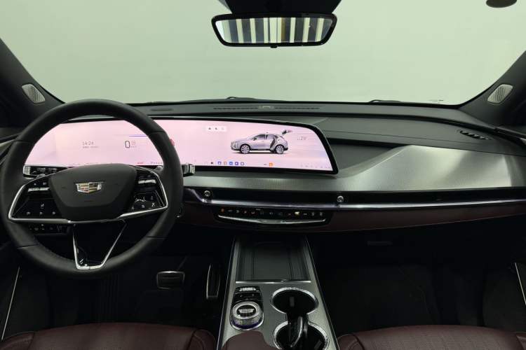 Used Cadillac XT5 2025 2.0T Platinum Edition
