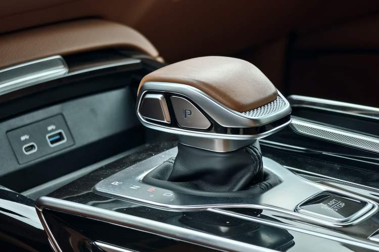 Used Hongqi H9 2024 2.0T Qichang Private Enjoyment Luxury Edition