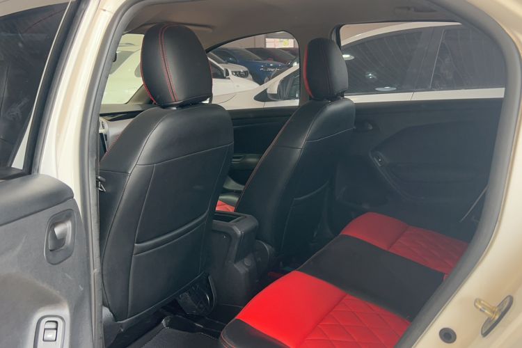 Used Peugeot 301 2018 1.6L Manual Comfort Edition
