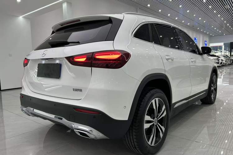 Used Mercedes-Benz GLA 2024 GLA 200
