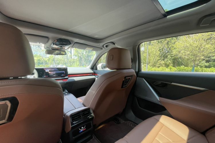 Used BMW i5 2024 eDrive 35L Luxury Package