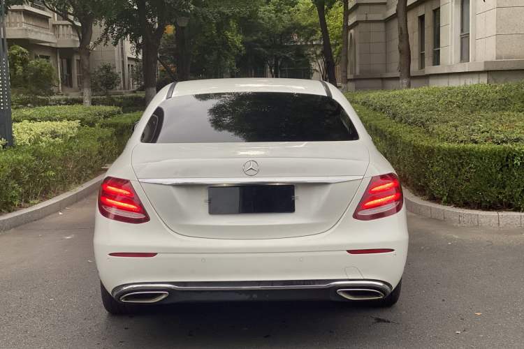 Used Mercedes-Benz E-Class 2016 E 200 L
