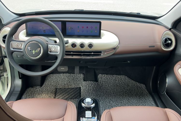 Used Wuling Bingo 2023 333 km Lingxi Connected+ Version
