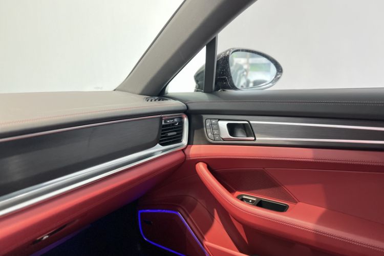 Used Porsche Panamera 2023 Facelifted Panamera 2.9T Platinum Edition