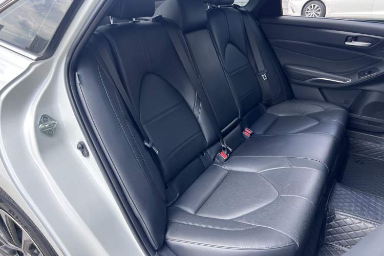 Used Toyota Avalon 2023 2.0L Luxury Edition
