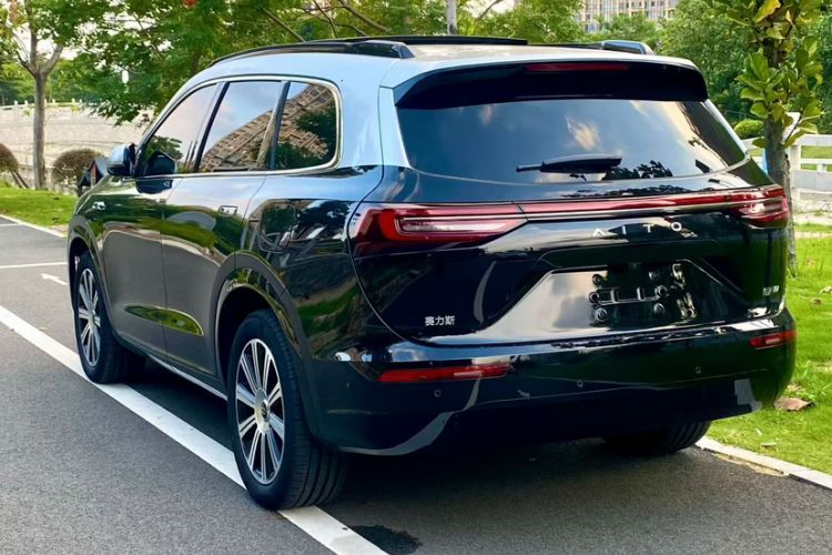 Used Hima AITO M7 2024 1.5T Intelligent Driving Rear-Drive Pro Version 6 Seats
