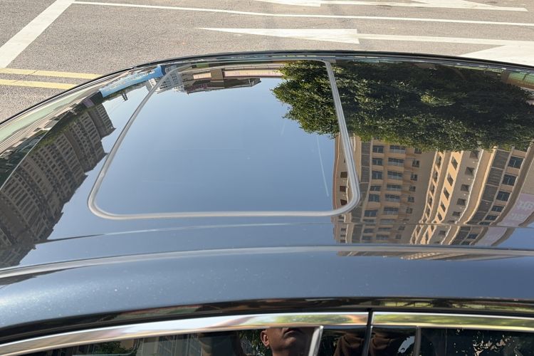 Used Toyota Camry 2024 Dual-Motor 2.0 HGVP Luxury Edition
