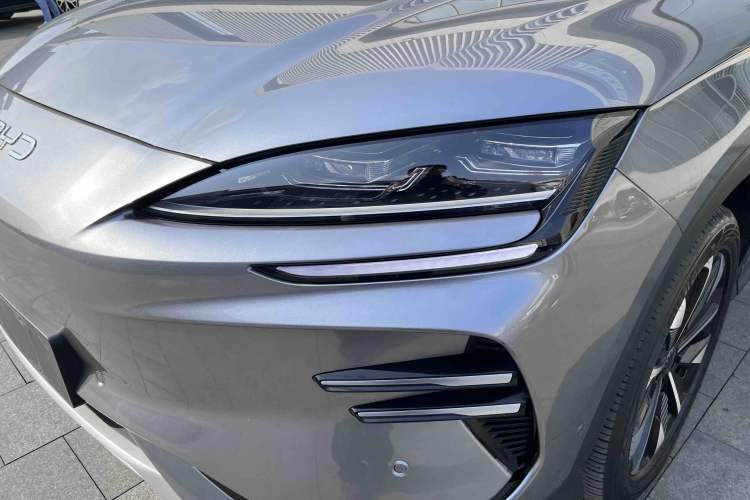 Used BYD Song PLUS New Energy 2025 EV with 605 km Range – Flagship Version
