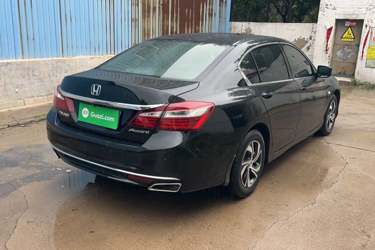Used Honda Accord 2016 2.0L Comfort Edition
