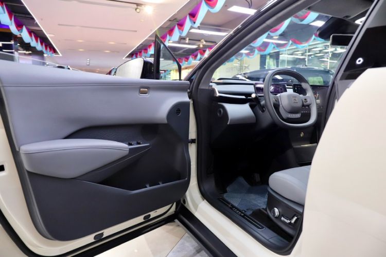 Used Zeekr X 2025 Four-Seater Rear-Drive Cube Version
