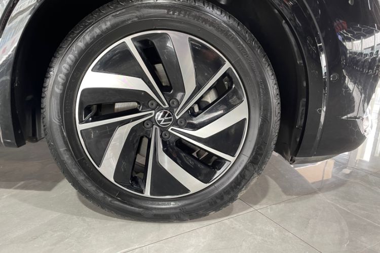 Used Volkswagen Viloran 2020 330TSI Luxury Edition
