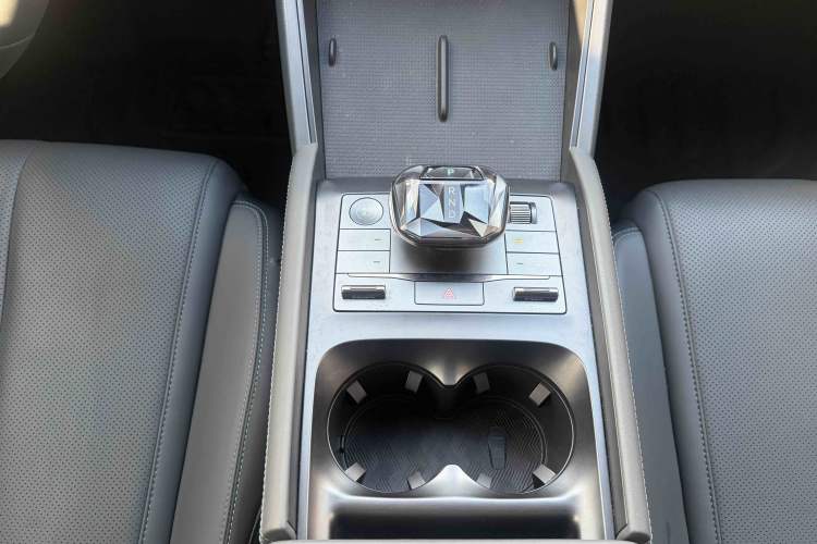 Used BYD Qin L 2024 DM-i 80KM Leading Model
