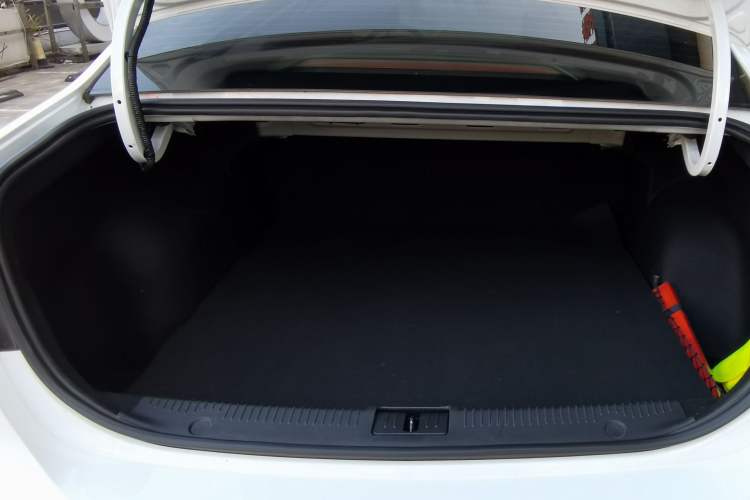 Used Roewe i6 MAX New Energy 2023 EV 420 Skyroof Special Edition
