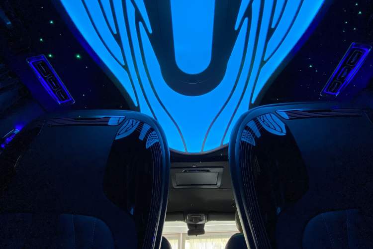 Used Mercedes-Benz Vito 2023 2.0T Elite Version 7 Seats
