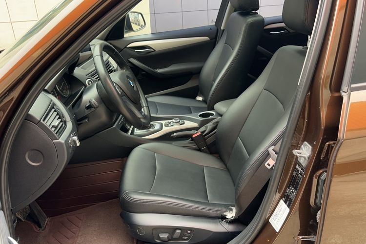 Used BMW X1 2014 sDrive18i Fashion Model
