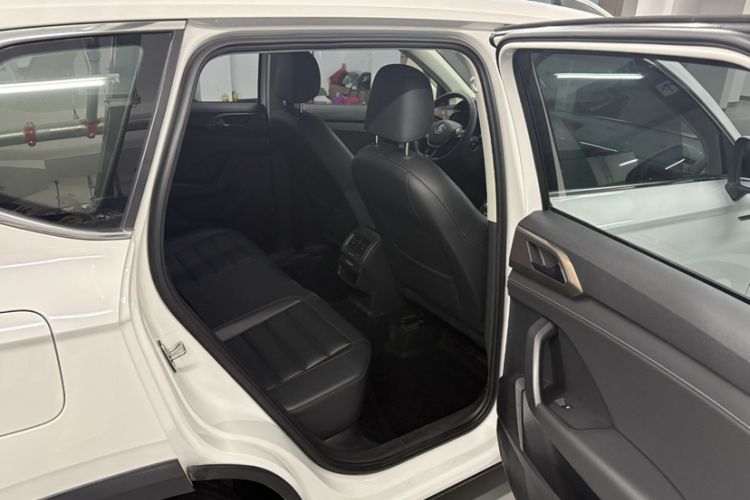 Used Volkswagen Tharu 2019 330TSI Four-Wheel Drive Luxury Edition China VI Standard
