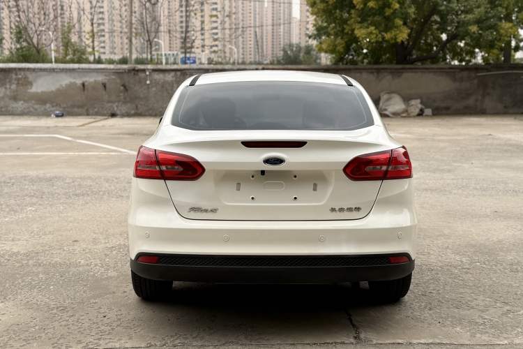 Used Ford Focus 2015 Sedan 1.6L Automatic Trend Model