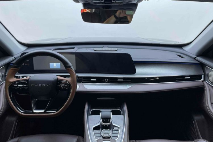 Used Chery Tiggo 8 PRO 2024 Champion Edition 290T Two-Wheel Drive Peak Version 5 Seats
