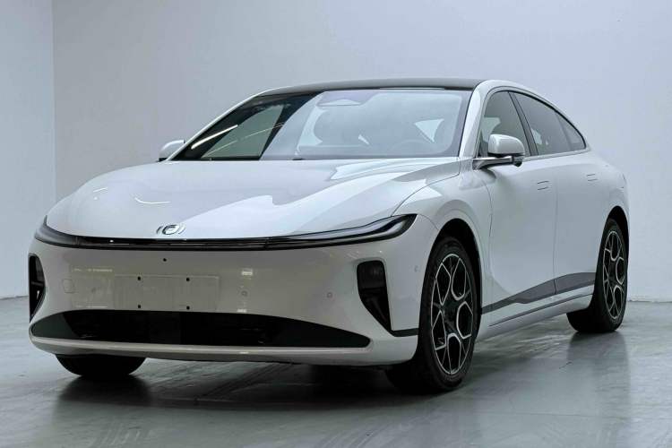 Used  A07 2025 Range-Extended "True Fragrant" Edition 230 Flagship Model