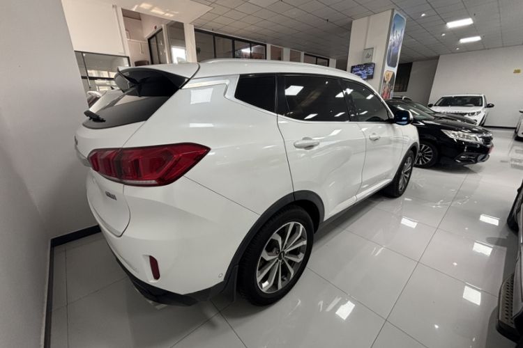 Used Wey VV6 2018 2.0T Four-Wheel Drive Flagship Version China V Standard
