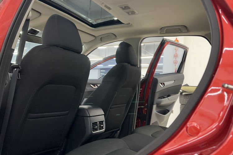 Used Mazda CX-5 2017 2.0L Automatic 2WD ZhiShang Trim China V Standard
