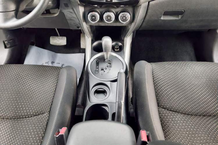 Used Mitsubishi ASX 2013 2.0L CVT Two-Wheel Drive Elite Edition