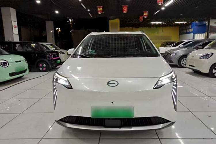 Used AION Y 2023 Plus 510 Smart Edition
