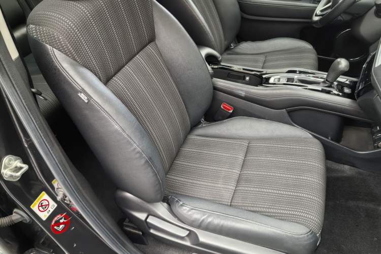 Used Honda Vezel 2015 1.8L CVT 2WD Luxury Model