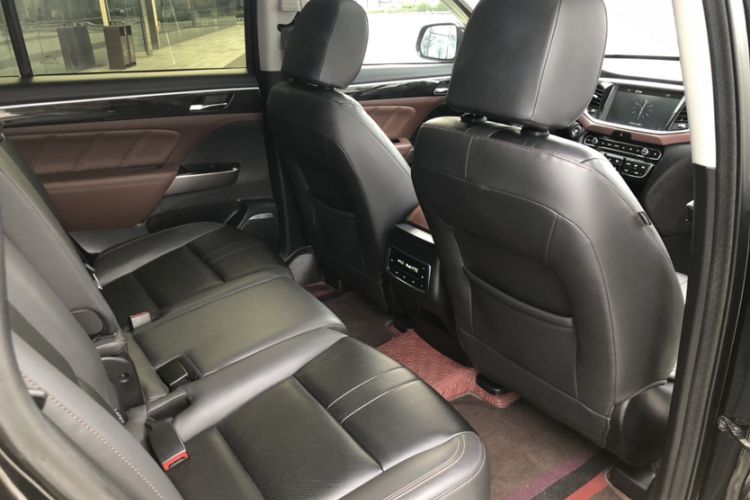 Used GAC Trumpchi GS8 2017 320T Two-Wheel Drive Luxury Edition (7 Seats)
