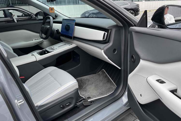 Used VOYAH COURAGE 2024 Long-Range Smart Edition
