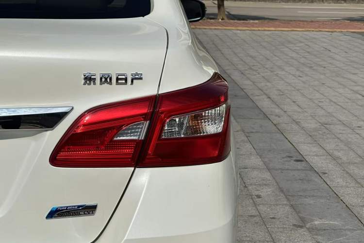 Used Nissan Sylphy 2019 1.6XV CVT Smart Connect Luxury Edition China VI Standard
