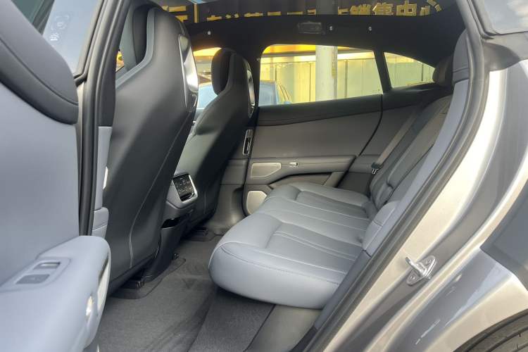 Used  YU7 2025 Ultra-Long Range Rear-Wheel Drive Version
