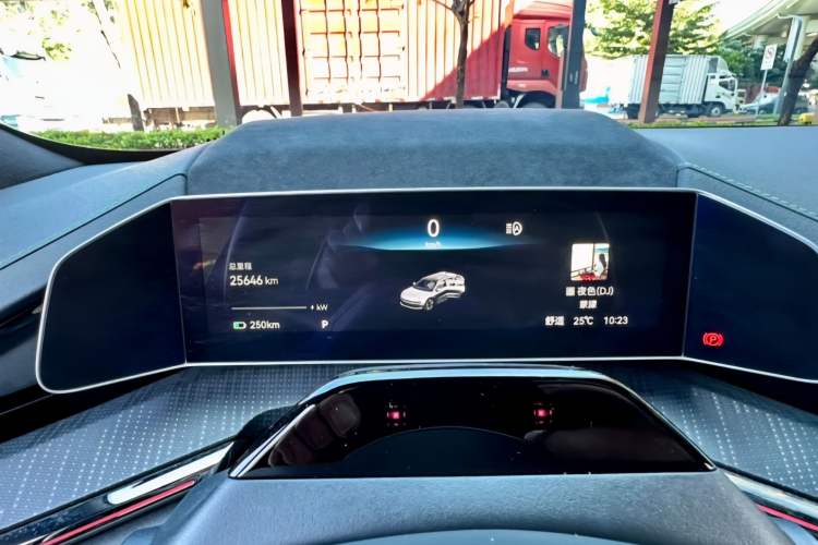 Used Zeekr 001 2023 WE Edition 100 kWh