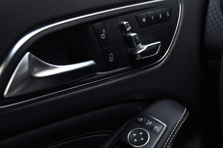 Used Mercedes-Benz A-Class (Import) 2018 A 200 Fashion Model
