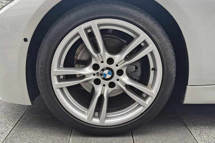 Used BMW 3 Series 2019 320i M Sport Package
