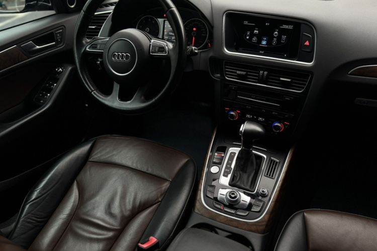 Used Audi Q5 2016 40 TFSI Comfort Model
