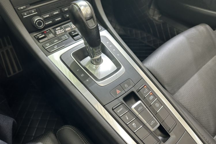 Used Porsche 718 2018 Boxster 2.0T
