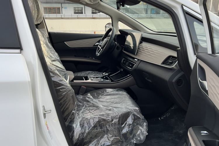 Used BYD Song MAX New Energy 2022 DM-i 105KM Flagship Model
