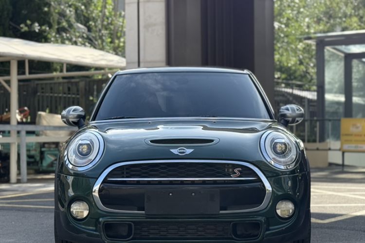 Used  MINI 2016 2.0T COOPER S Five-Door Edition
