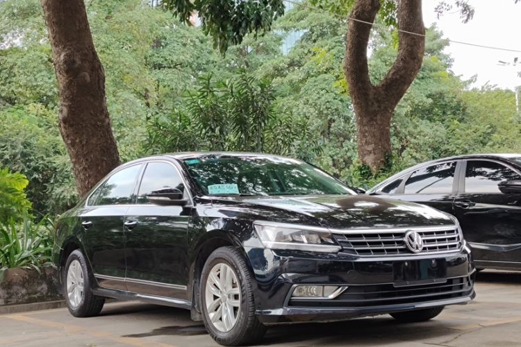 Used Volkswagen Passat 2016 330TSI DSG Luxury Edition
