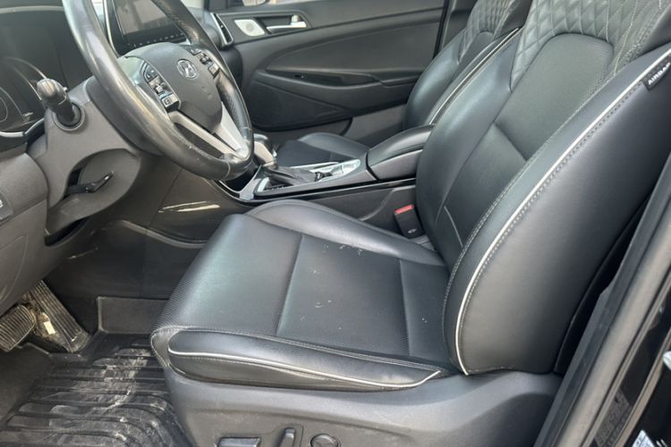 Used Hyundai Tucson 2019 280TGDi Dual-Clutch Two-Wheel Drive Smart Connect Version China VI
