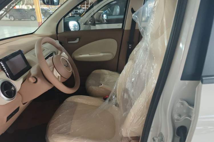 Used Wuling Hongguang MINIEV 2025 Four-Door Version Advanced Edition
