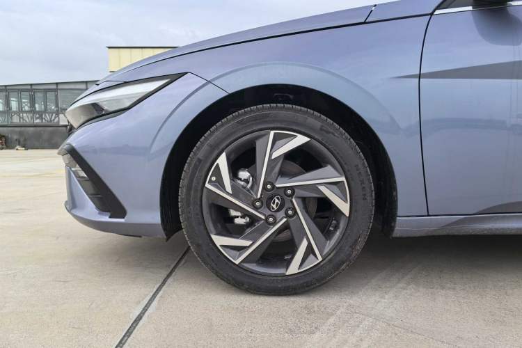 Used Hyundai Elantra 2023 1.5L CVT GLX Elite Edition
