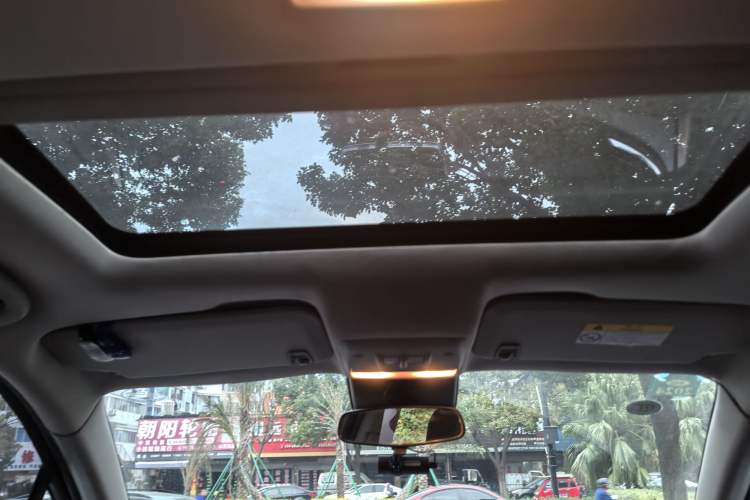 Used Buick Encore 2014 1.4T Automatic Two-Wheel Drive Urban Elite Model
