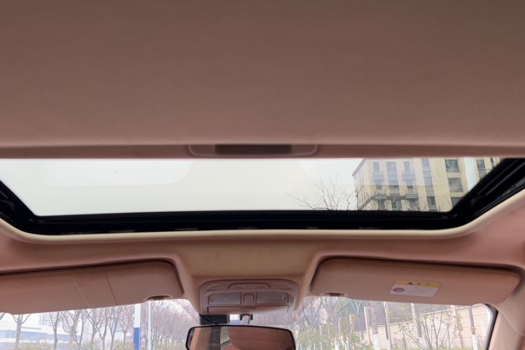 Used Yema T70 2015 Revised 1.8T CVT Elegant Version