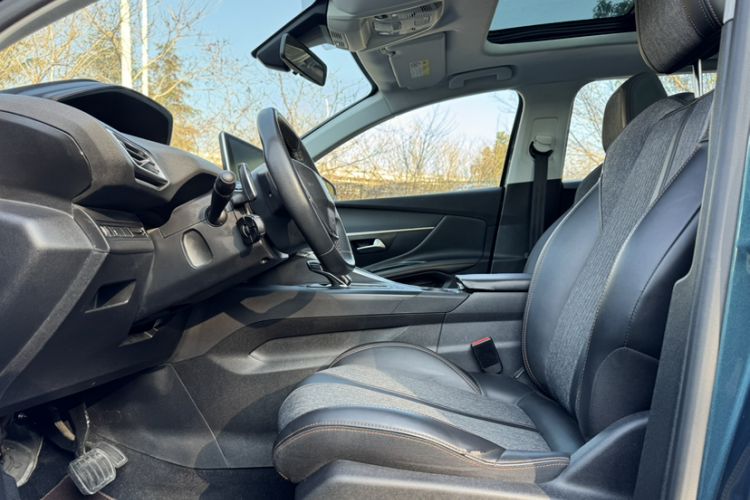 Used Peugeot 5008 2017 380THP 7-Seater Elite Edition