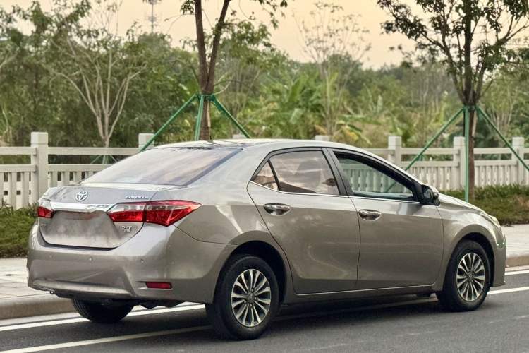 Used Toyota Corolla 2017 Revised Version 1.2T S-CVT GL
