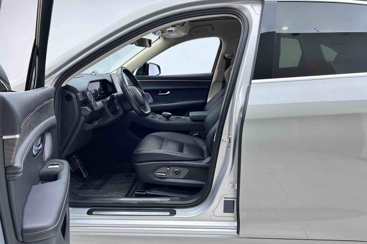 Used Hima AITO M5 2023 Extended-Range Four-Wheel Drive Intelligent Driving Version